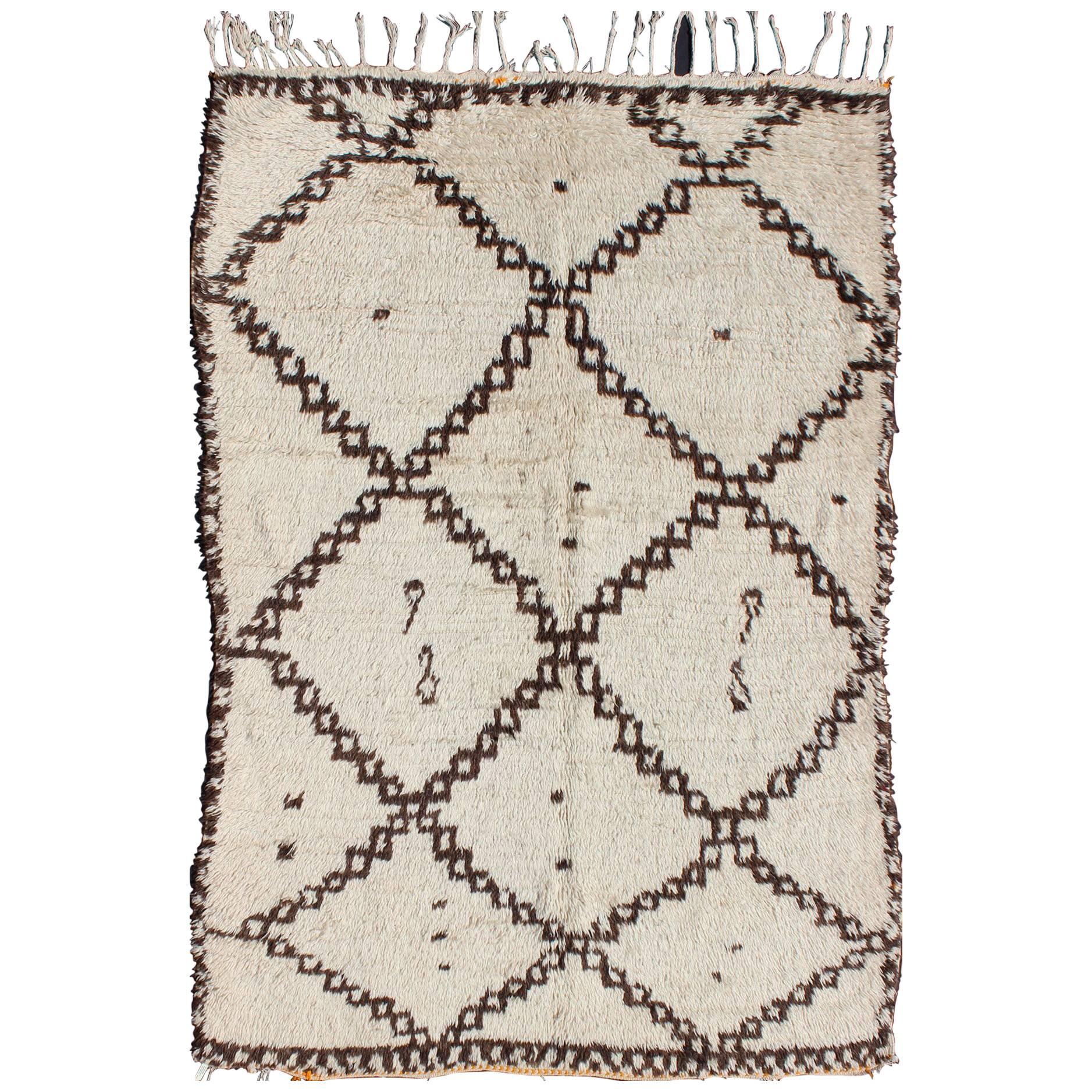 White Background Mid-Century Moroccan Azilal Rug with Brown Diamond Design For Sale