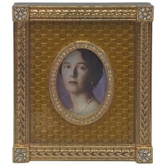 Cadre-photo Fabergé en émail jaune du Palais Catherine