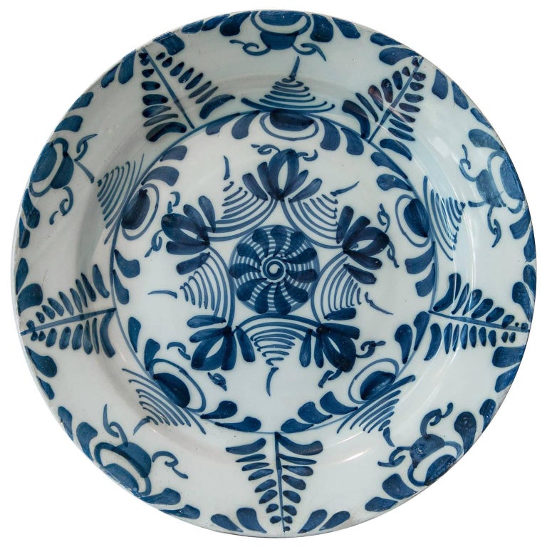 Delft charger, ca. 1760, offered by Bardith