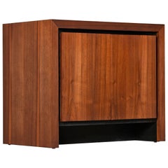 Dillingham Esprit Walnut Commode Cabinet Nightstand, circa 1960s 9