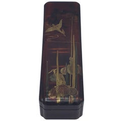 1920s Chinoiserie Lacquered Box with a Hand-Painted Gold Crane Motif