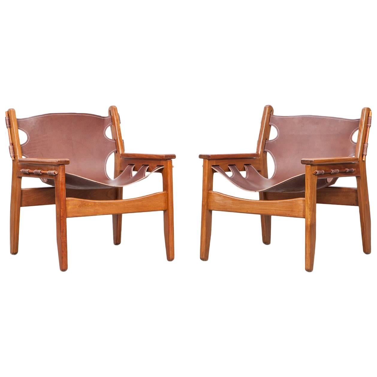 19702 brown leather and wood Lounge Chairs by Sergio Rodrigues For Sale