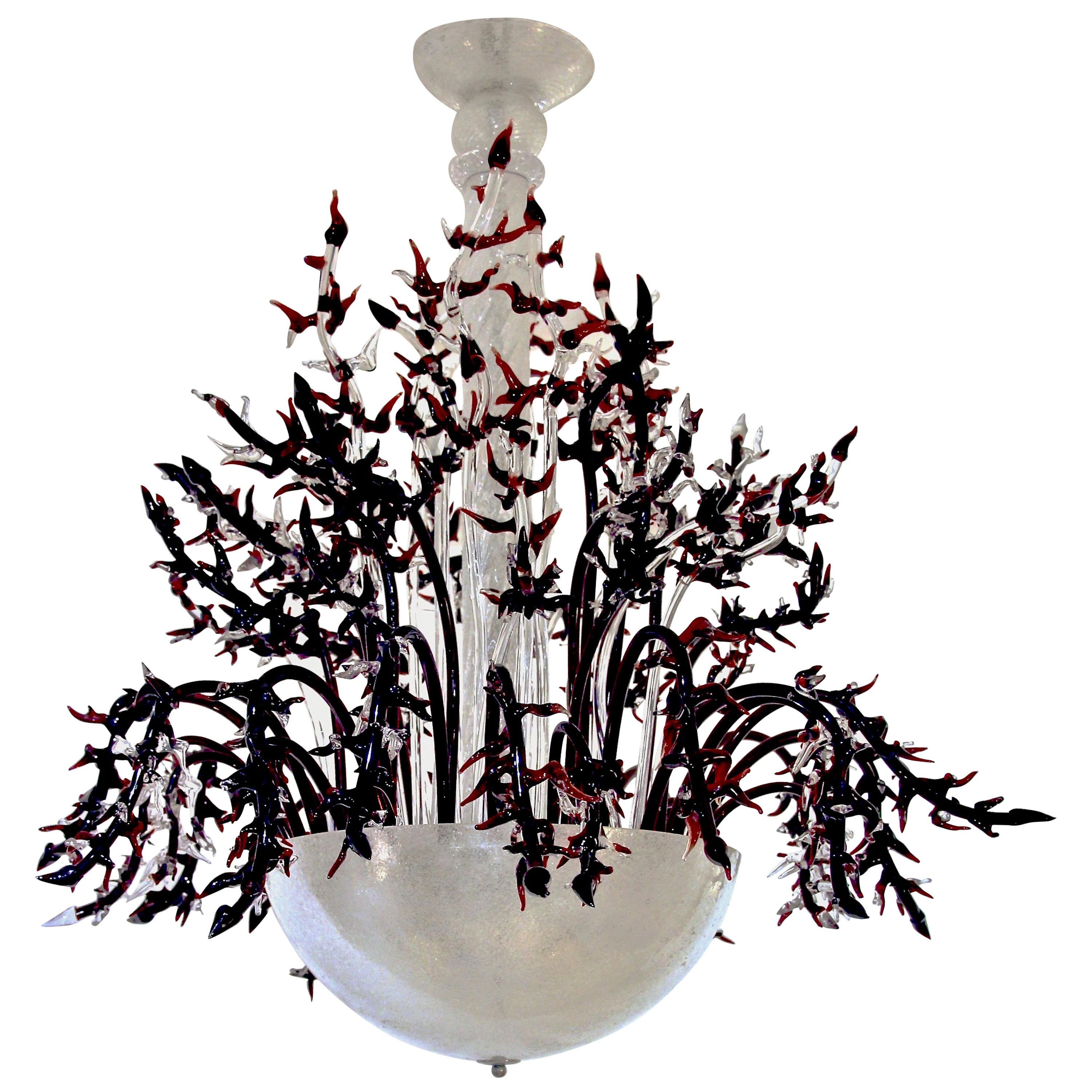 1980s Modern Italian White Murano Glass Chandelier with Organic Coral like Decor For Sale