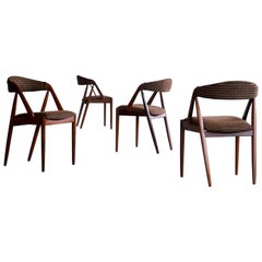 Four Kai Kristiansen Model 31 Dining Chairs in Teak 7