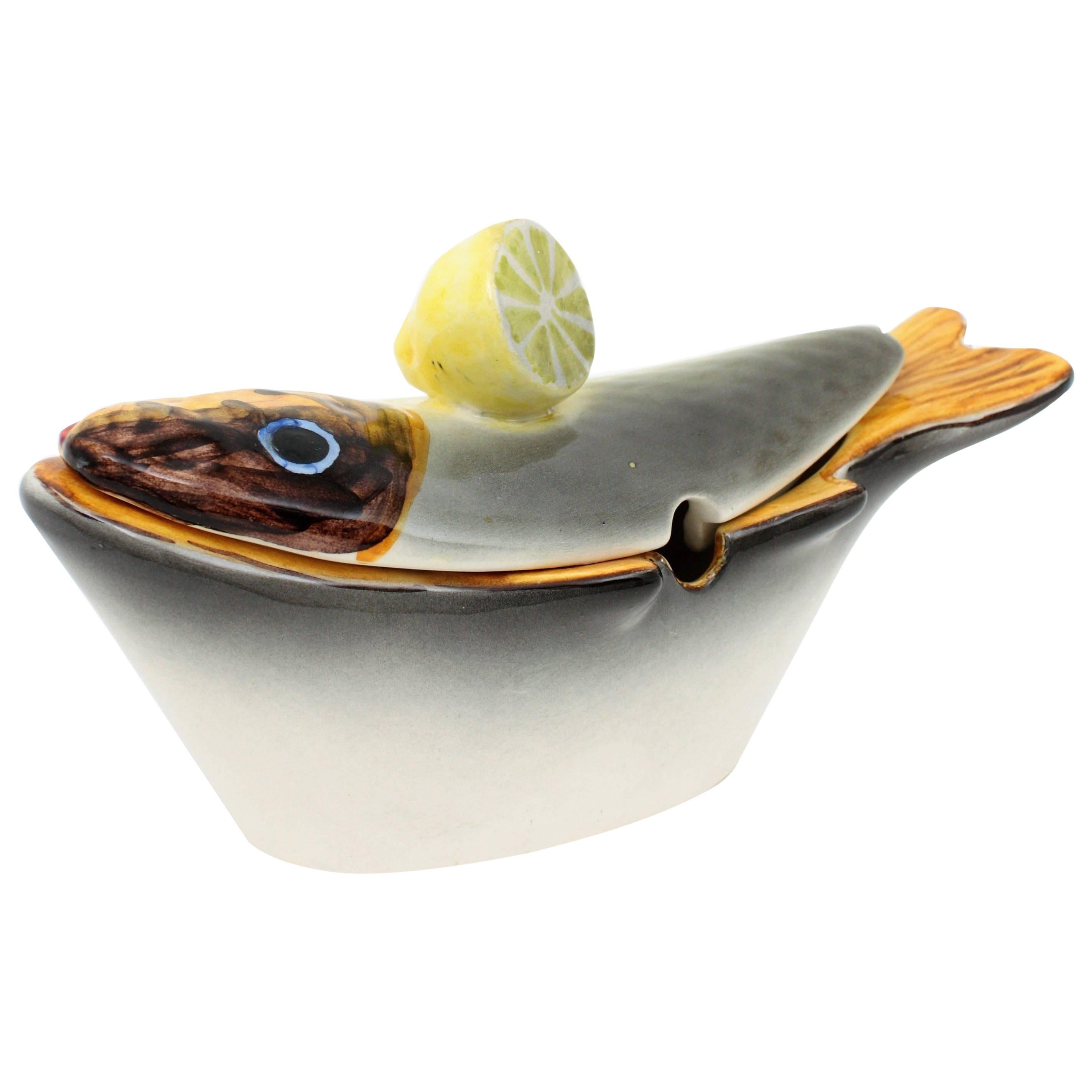 Soupière à sauce Lladró en céramique émaillée, Fish Design et citron, années 1960