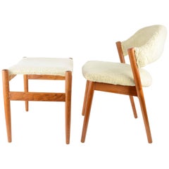 Elegant Danish Dressing Chair and Ottoman in Oak and Sheepskin 5