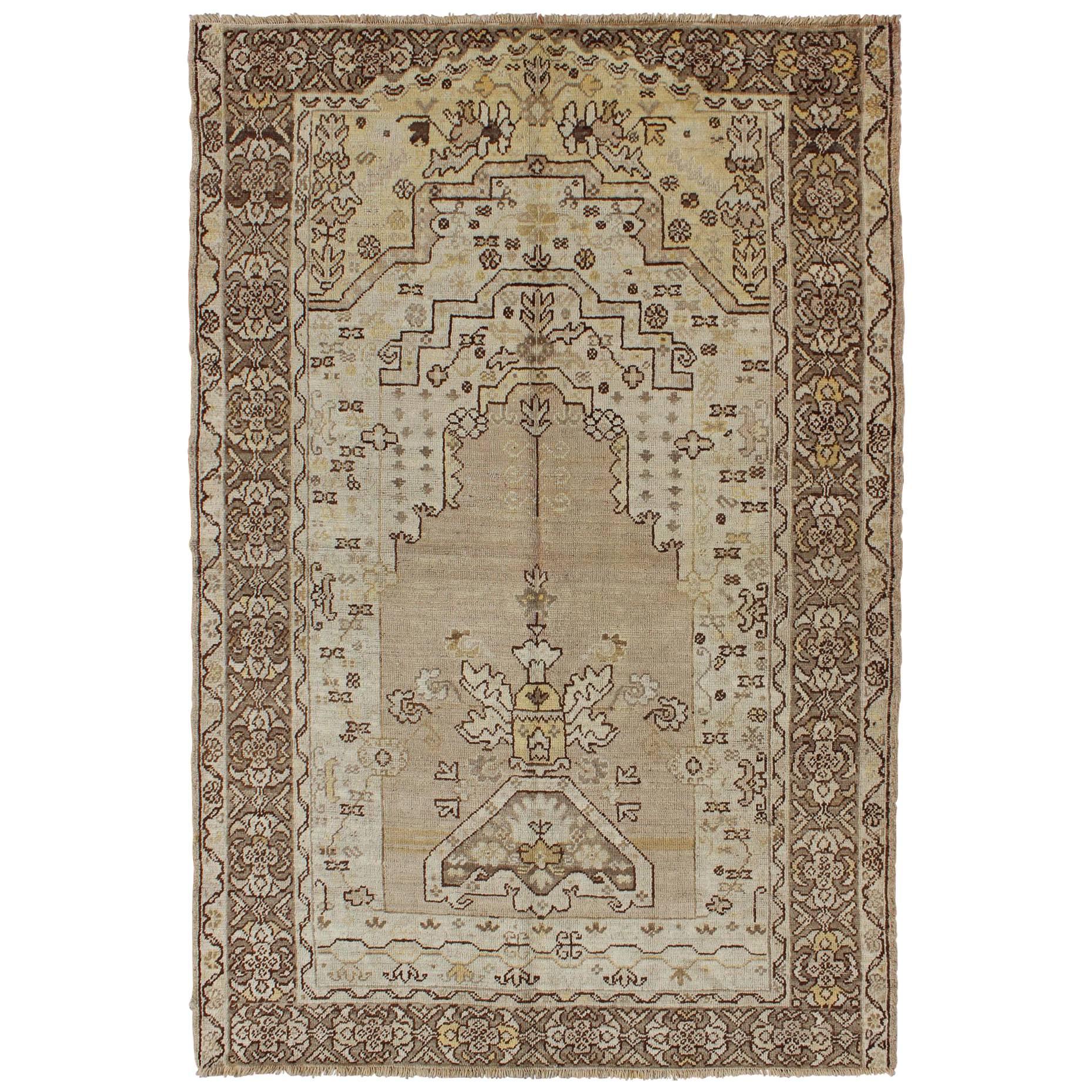 1920s Antique Turkish Oushak Prayer Rug with Flowers in Ivory, Taupe and Cream