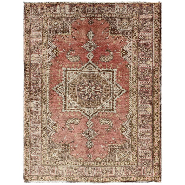 Vintage Turkish Oushak Rug with Geometric Star Medallion in Red, Ivory