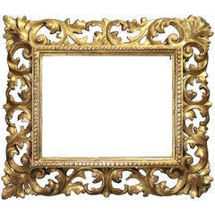 Antique Italian Reticulated Acanthus Gold Giltwood Carved Frame, circa 1890