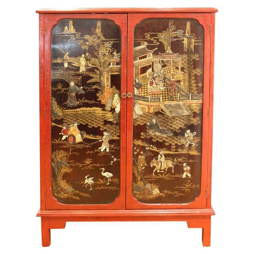 Chinoiserie Cabinet in Red and Black