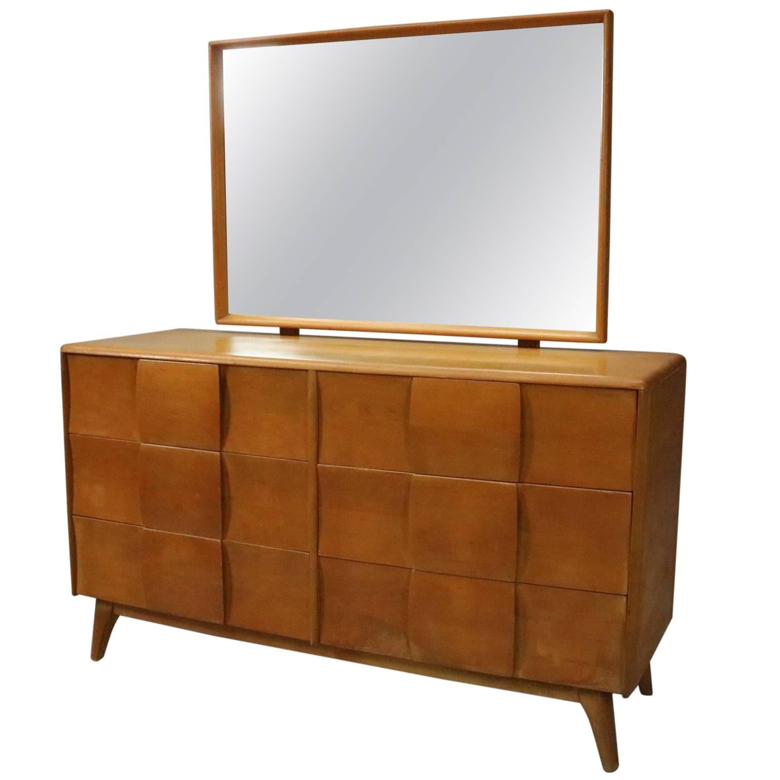 Vintage Heywood-Wakefield Kohinoor Yellow Birch Six-Drawer Mirrored Dresser