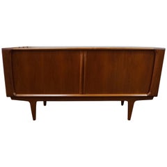 1950 Bernhard Pedersen Teak Cedenza with Front Corner Detail 7
