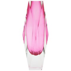 Giant Size Mandruzzato Pink Faceted Murano Glass Sommerso Vase, Italy, 1960s