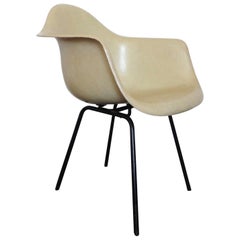 Fiberglass Armchair by Charles & Ray Eames for Herman Miller, 1950s