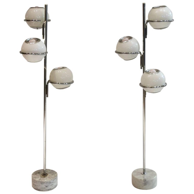 Pair of ThreeGlobe Floor Lamps by Reggiani, circa 1960s Made in Italy For Sale at 1stDibs