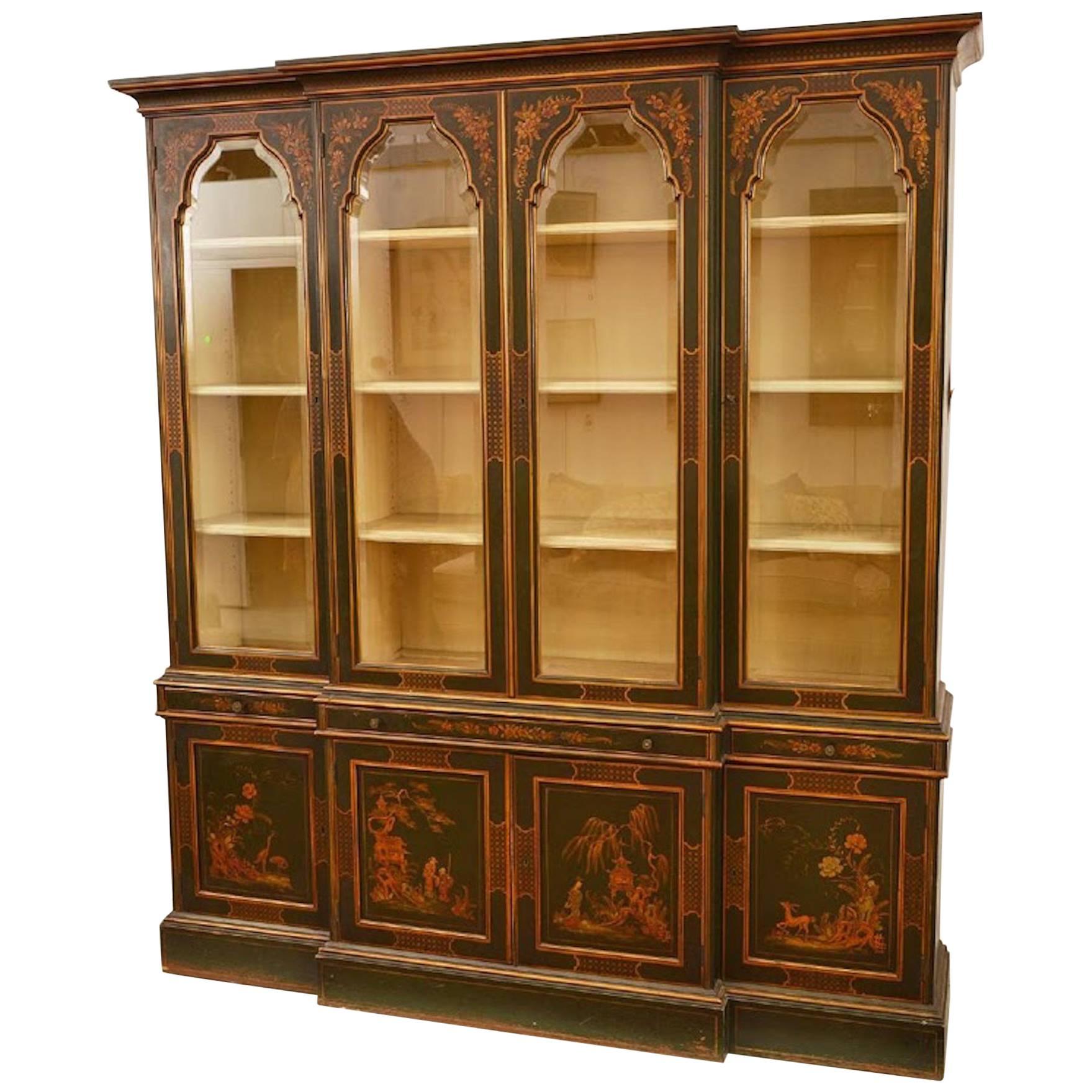 Beautiful Georgian Style Chinoiserie Lacquered Breakfront