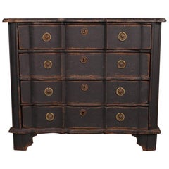 Early 19th Century Dutch Painted Serpentine Commode 10