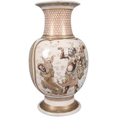 Antique and Fine Japanese Painted Gilt Meiji Satsuma Pottery Vase, Magi