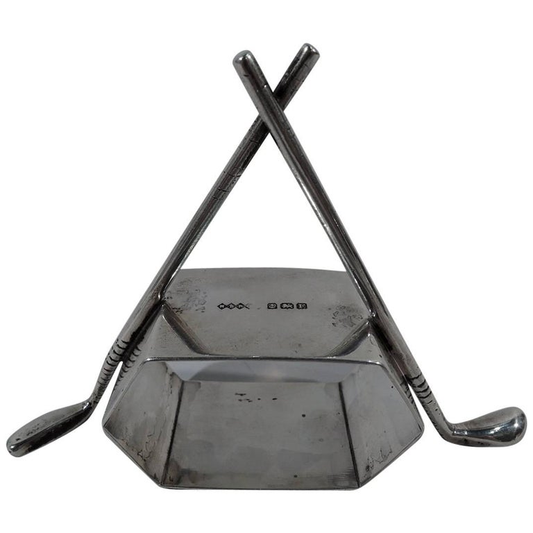 English Sterling Silver Novelty Napkin Ring with Golf Clubs For Sale at