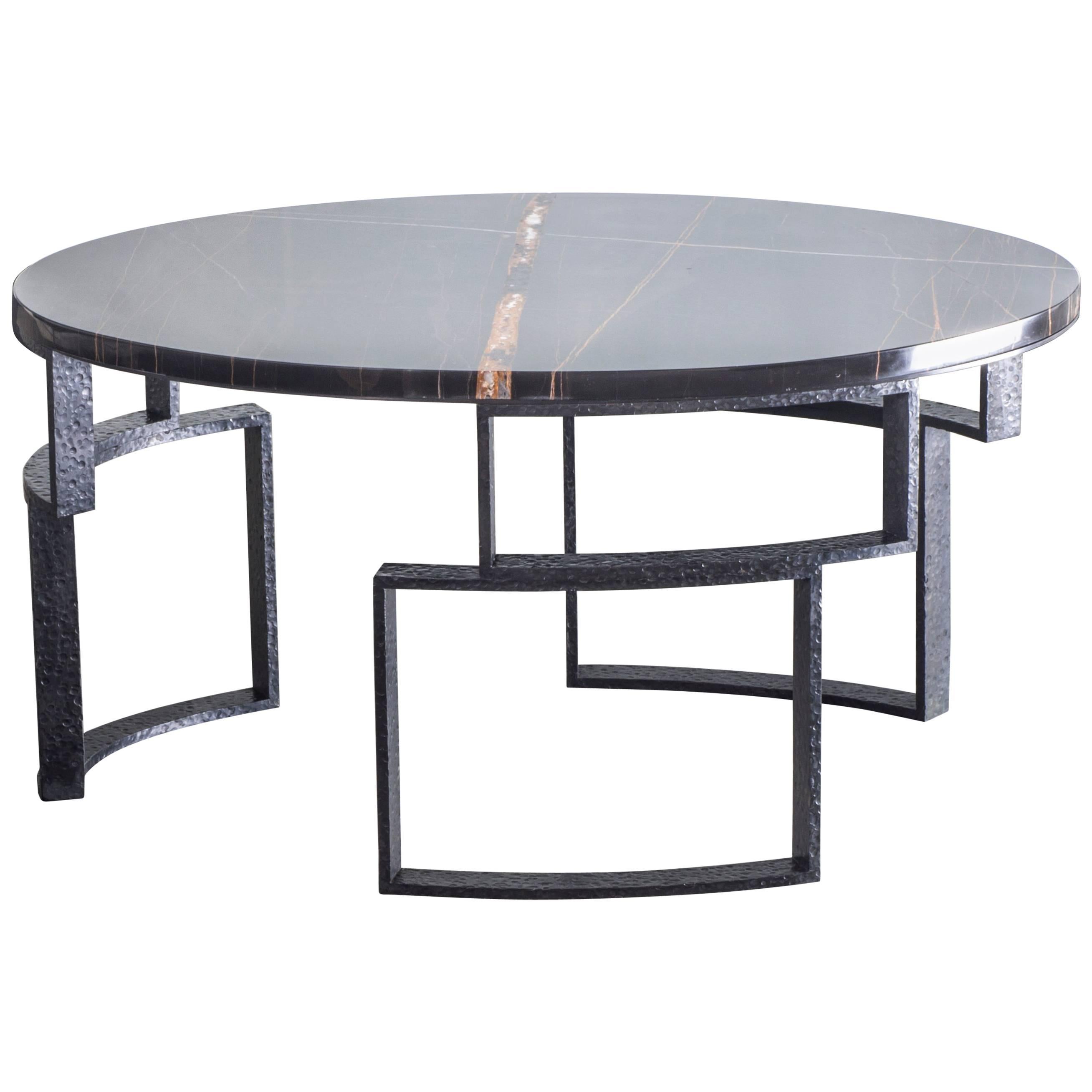 Hammered Windows Ellipse Table with Noir Doré Top and Burnished Hammered Steel For Sale
