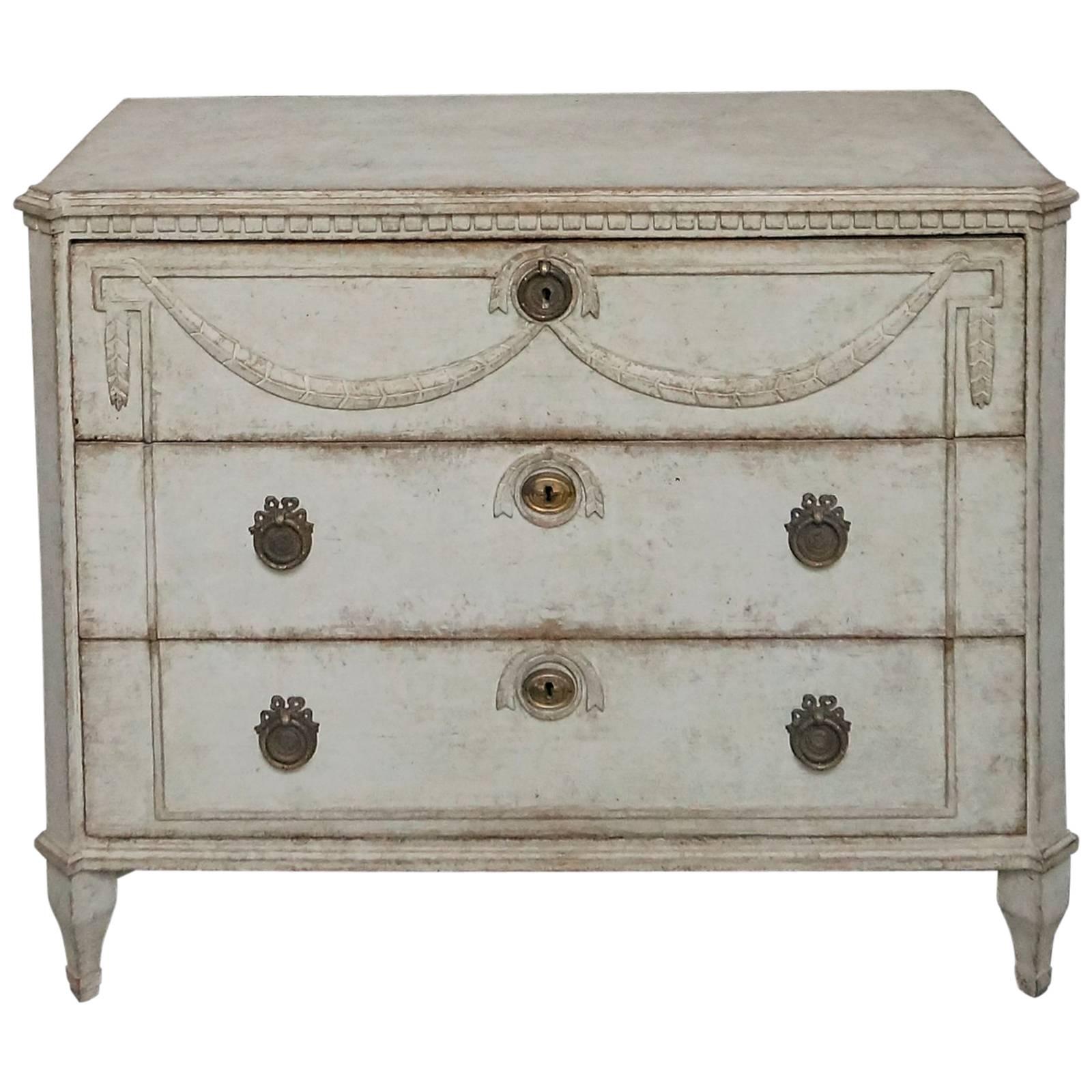 Beautifully Detailed Swedish Neoclassical Chest of Drawers