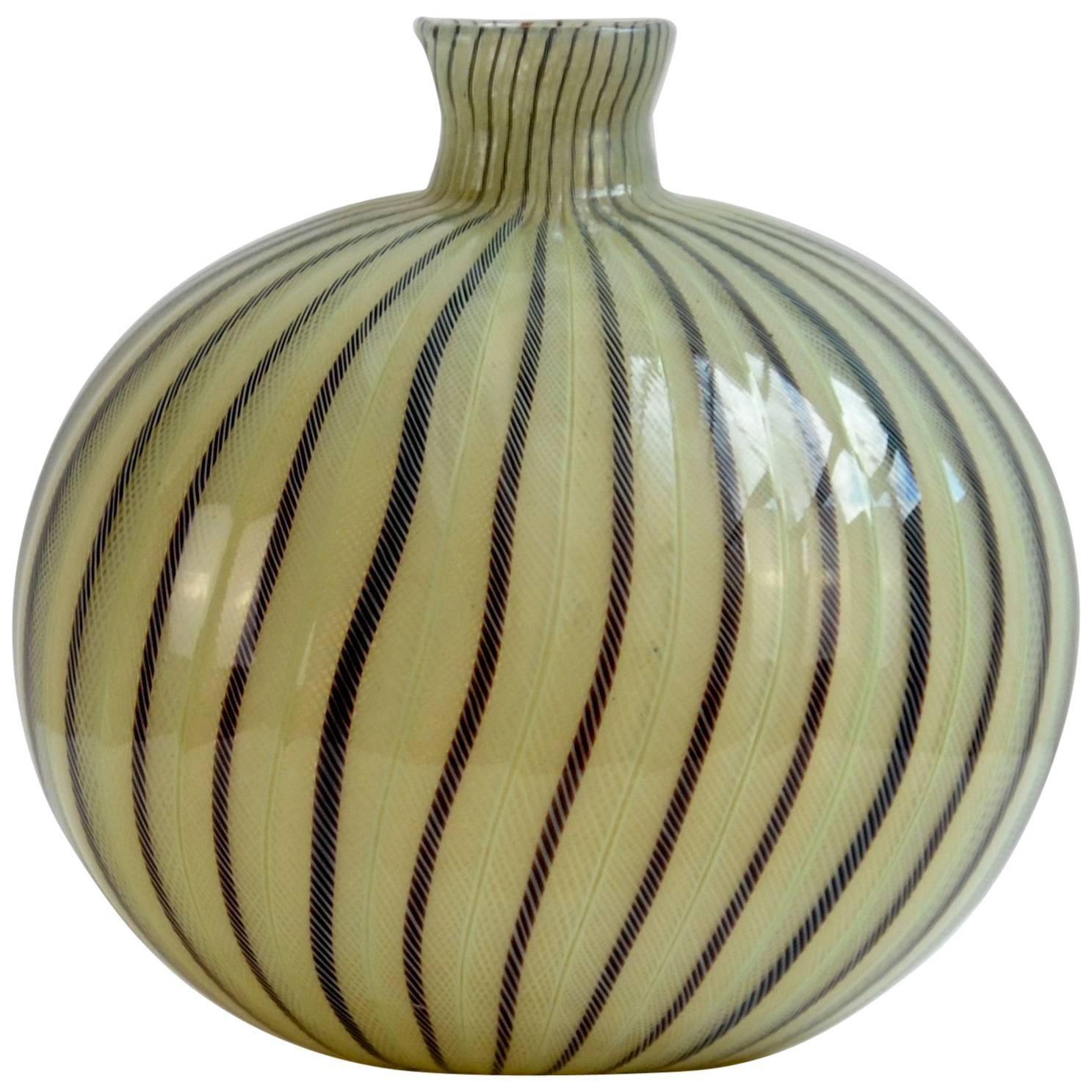 Vase "Zanfirico" by Paolo Venini For Sale