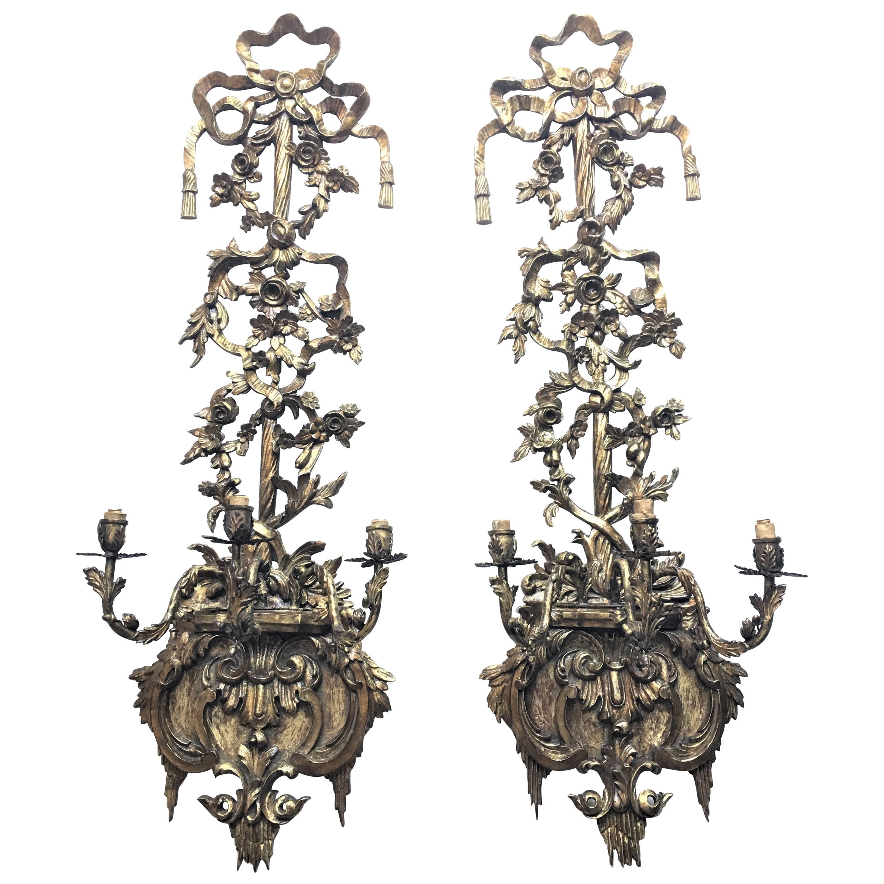 Pair of 19th Century Regency Carved Giltwood Sconces or Wall Appliques For Sale