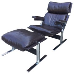Fauteuil de salon et repose-pieds Saporiti