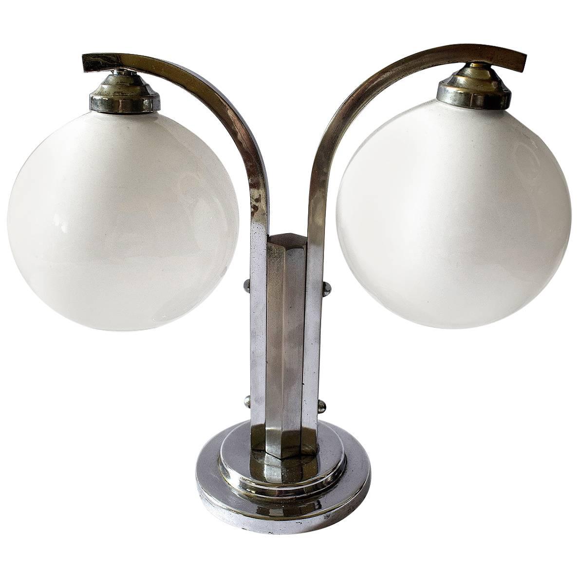 Modernistische Art-Déco-Tischlampe mit doppeltem Schirm