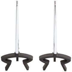 Donald Deskey Andirons for Bennett, nichel-cromo, ferro battuto, firmato