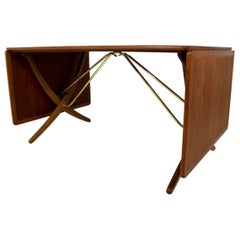 AT-304 Scandinavian Vintage Hans J Wegner Sabre-Leg Dining Table in Teak, Oak 2