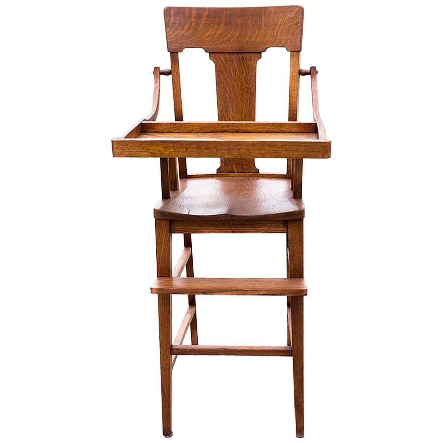 Craftsman High Chair in Oak, circa 1920