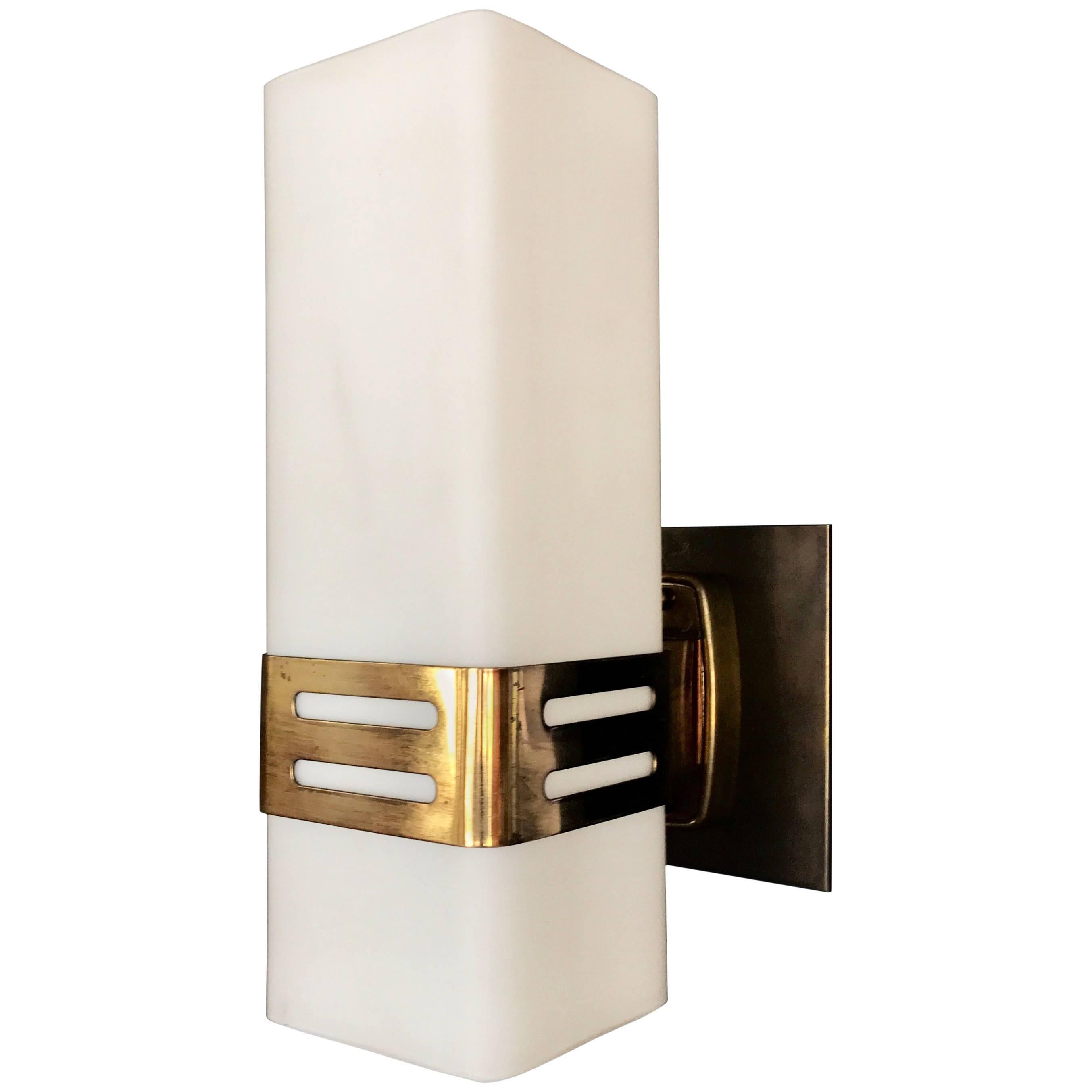Stilnovo Single Sconce in Opaline Glass and Brass Band, 1950s For Sale