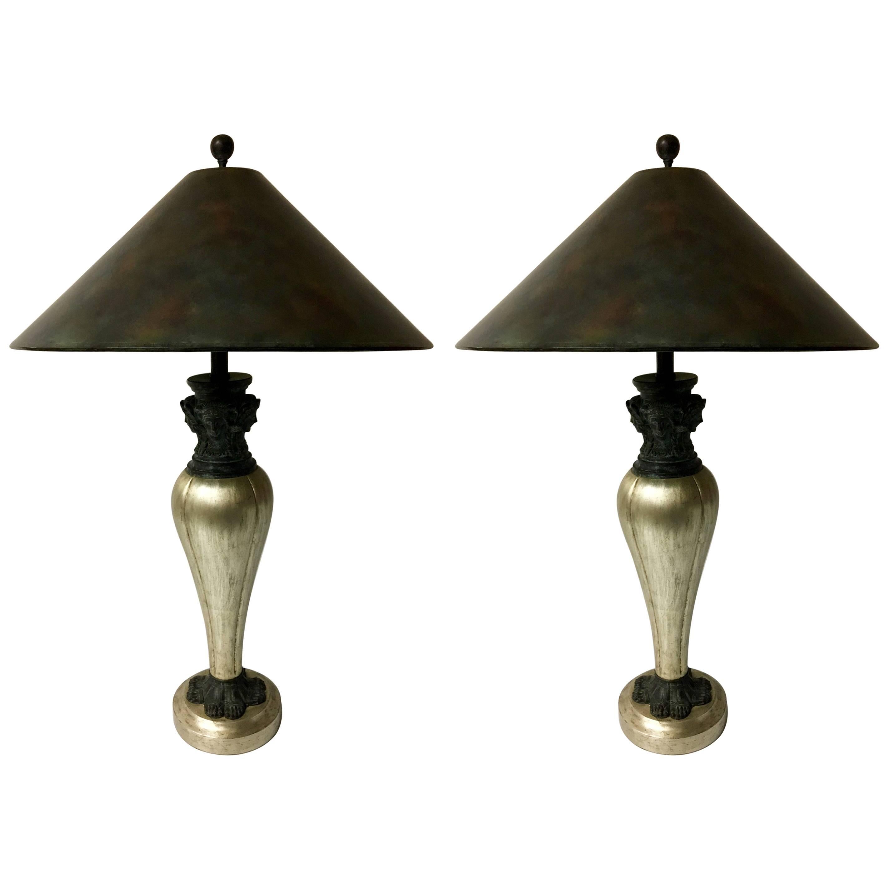 Paire de lampes de bureau de style égyptien avec accents en bronze par Maitland Smith