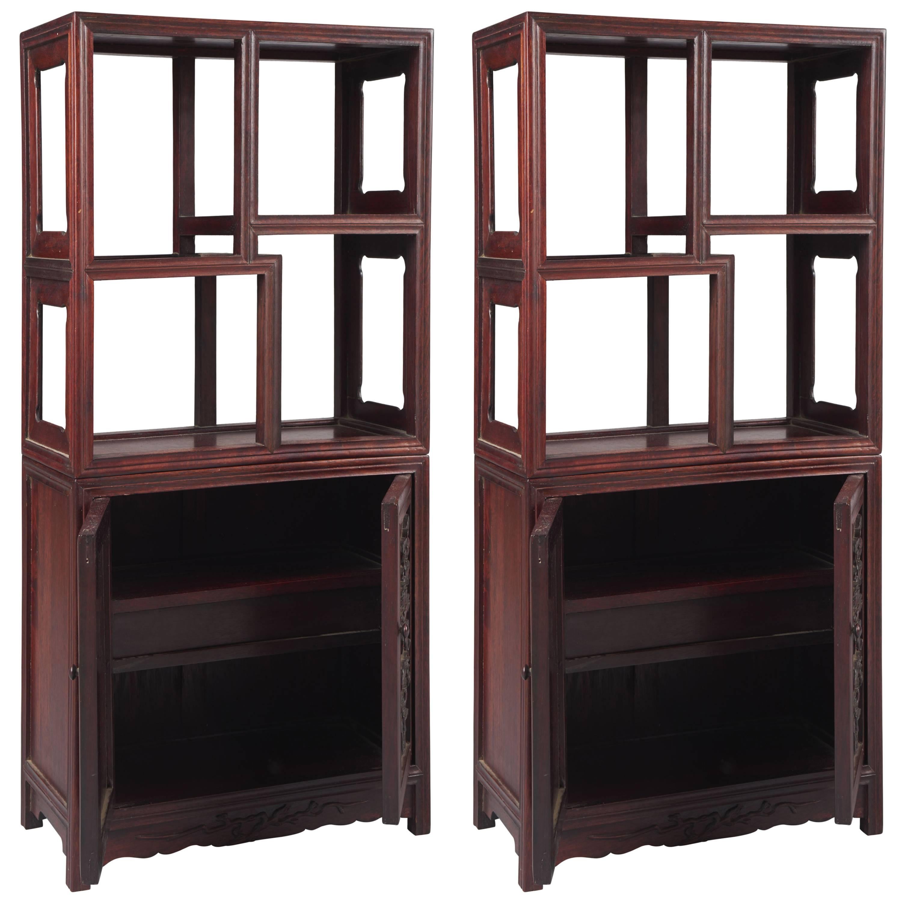 Very Refined Pair of Chinese Shelves, China, Late 19th Century For Sale