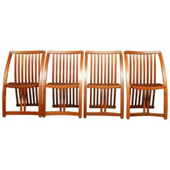 Set di quattro sedie da pranzo in legno curvato in stile Campaigner di Thomas Lamb