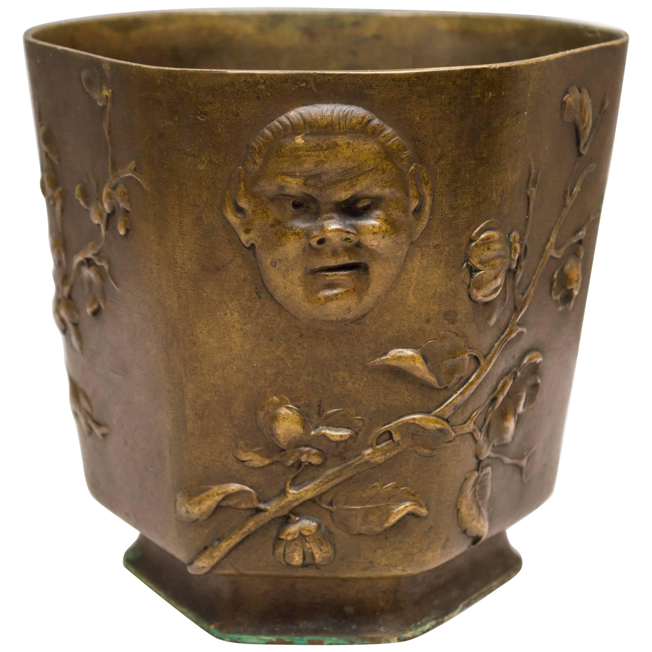 Japonesque Bronze Cache Pot by Berndorf, Austria, (marked) circa 1890 For Sale