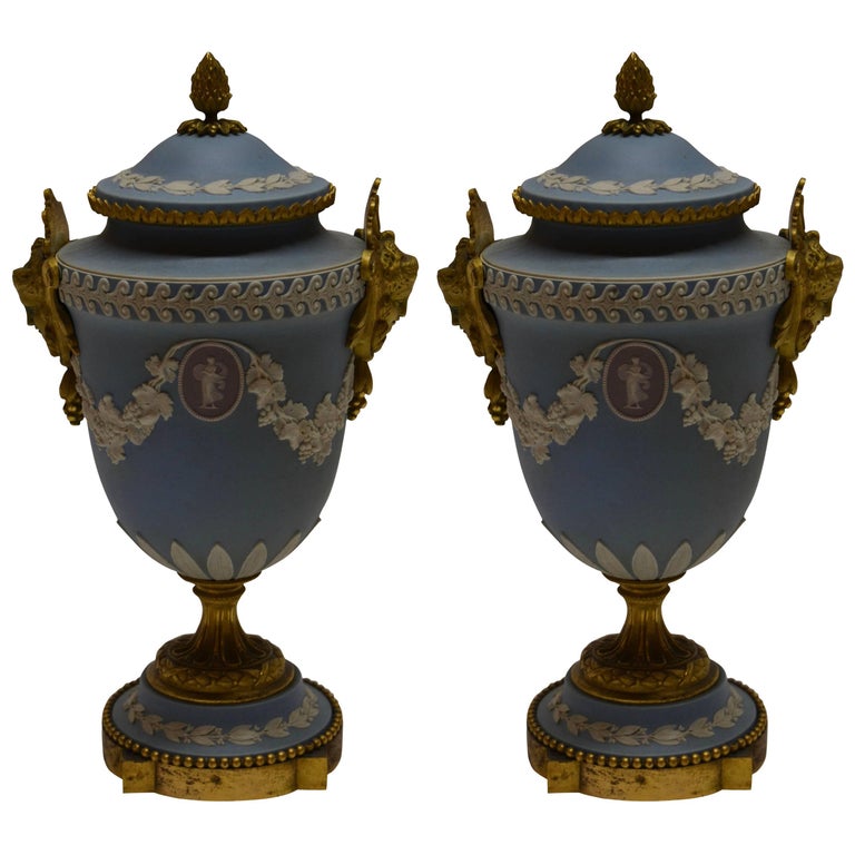 Pair of Antique Wedgwood Urns with Covers at 1stDibs