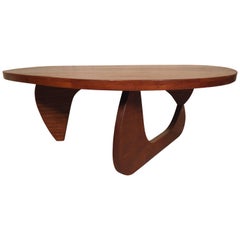 Mid-Century Modern Stylish Coffee Table 8
