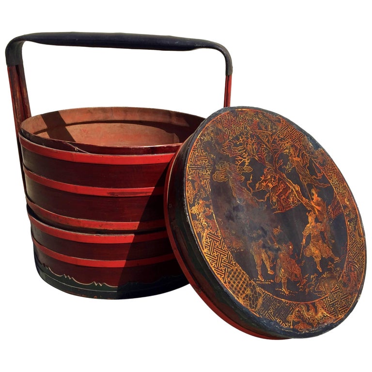 Chinese Antique Bamboo Basket with Painted Lid For Sale