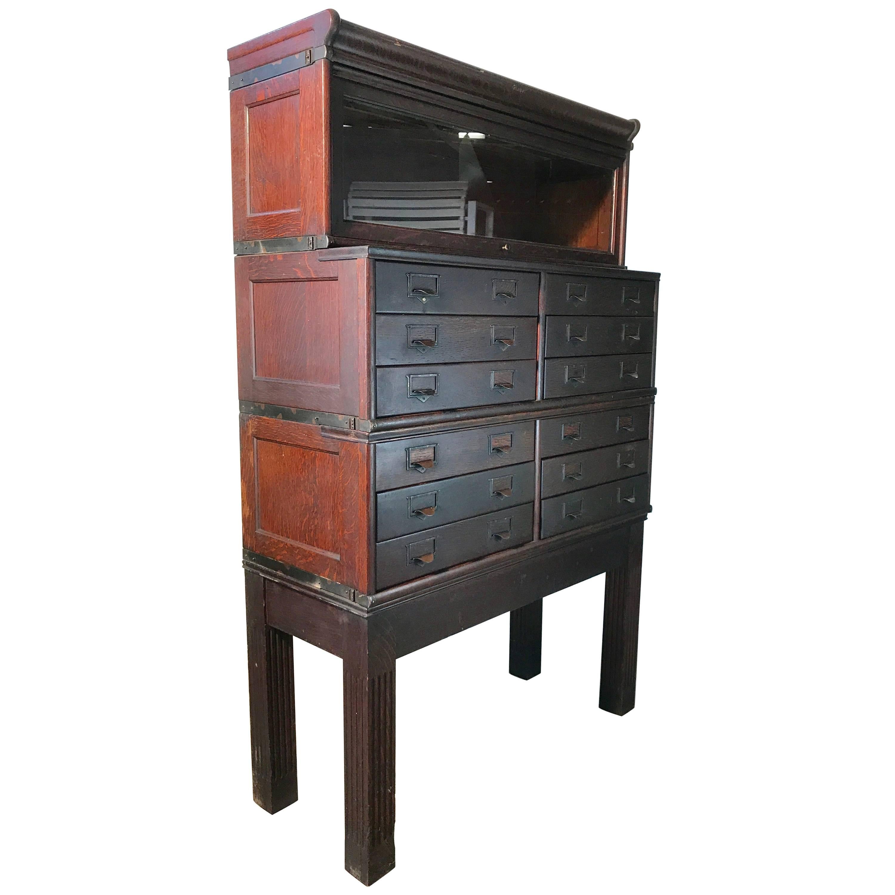 Unusual Globe Wernicke Stacking Cabinet with Bookcase Top, Quarter Sawn Oak