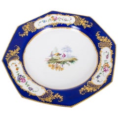 Assiette en porcelaine de Sèvres bleu cobalt du 19ème siècle