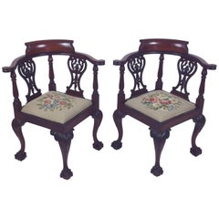 Pair of Late 19th Century Chippendale Design Carved Mahogany Corner Chairs 11