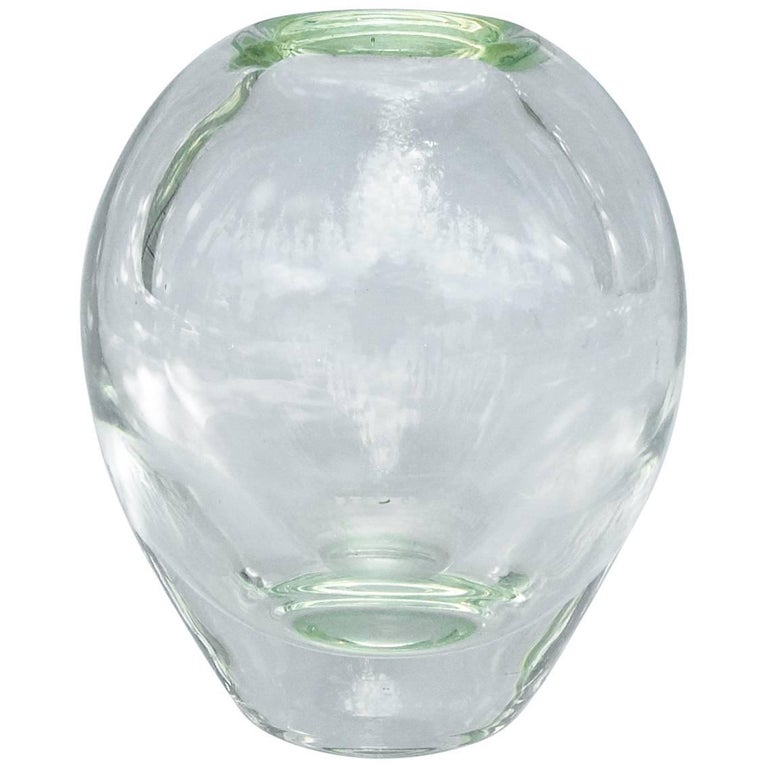 Modern Clear Glass Vase For Sale at 1stdibs