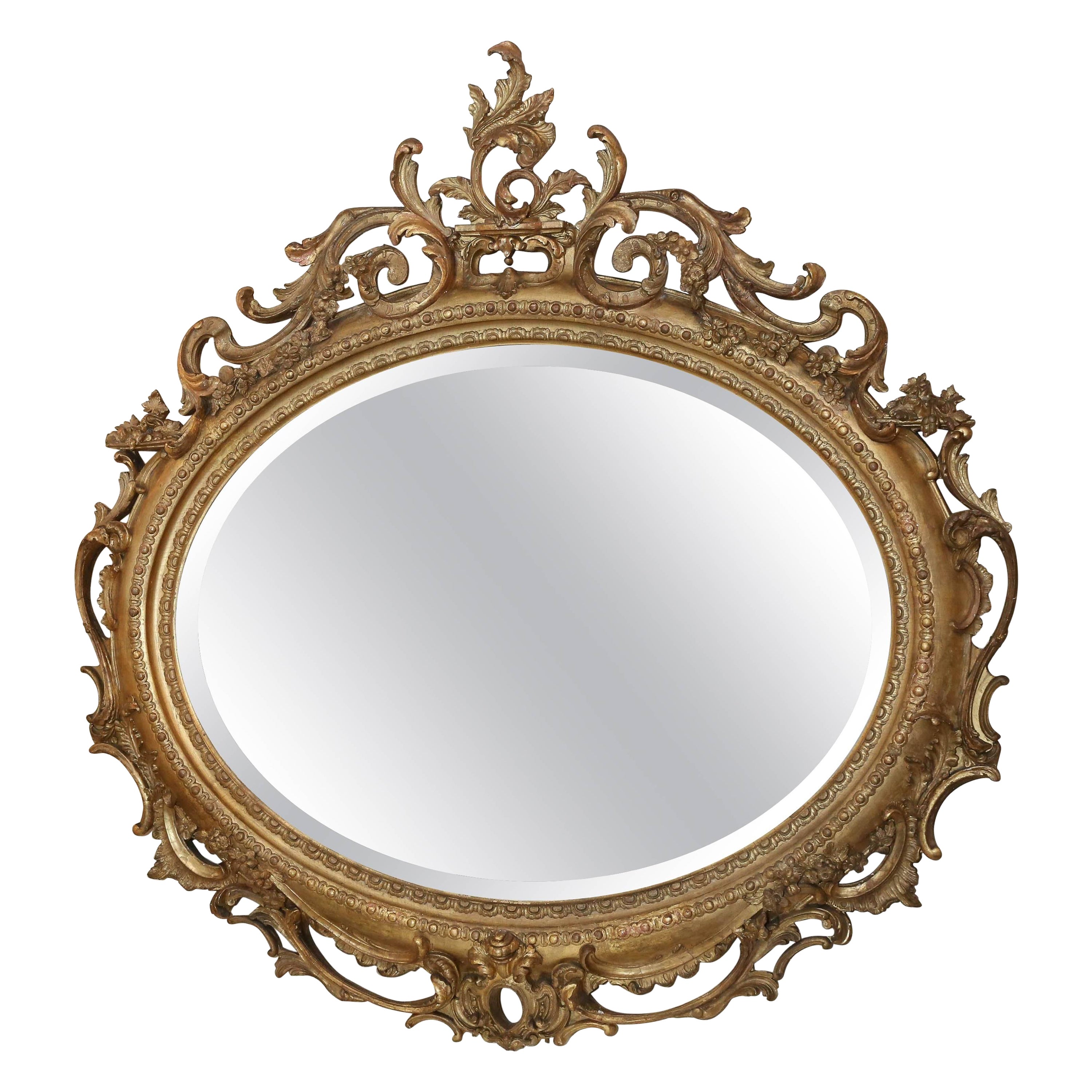 Coppia di specchi ovali in legno dorato Louis Philippe, XIX secolo, gusto rococò in vendita