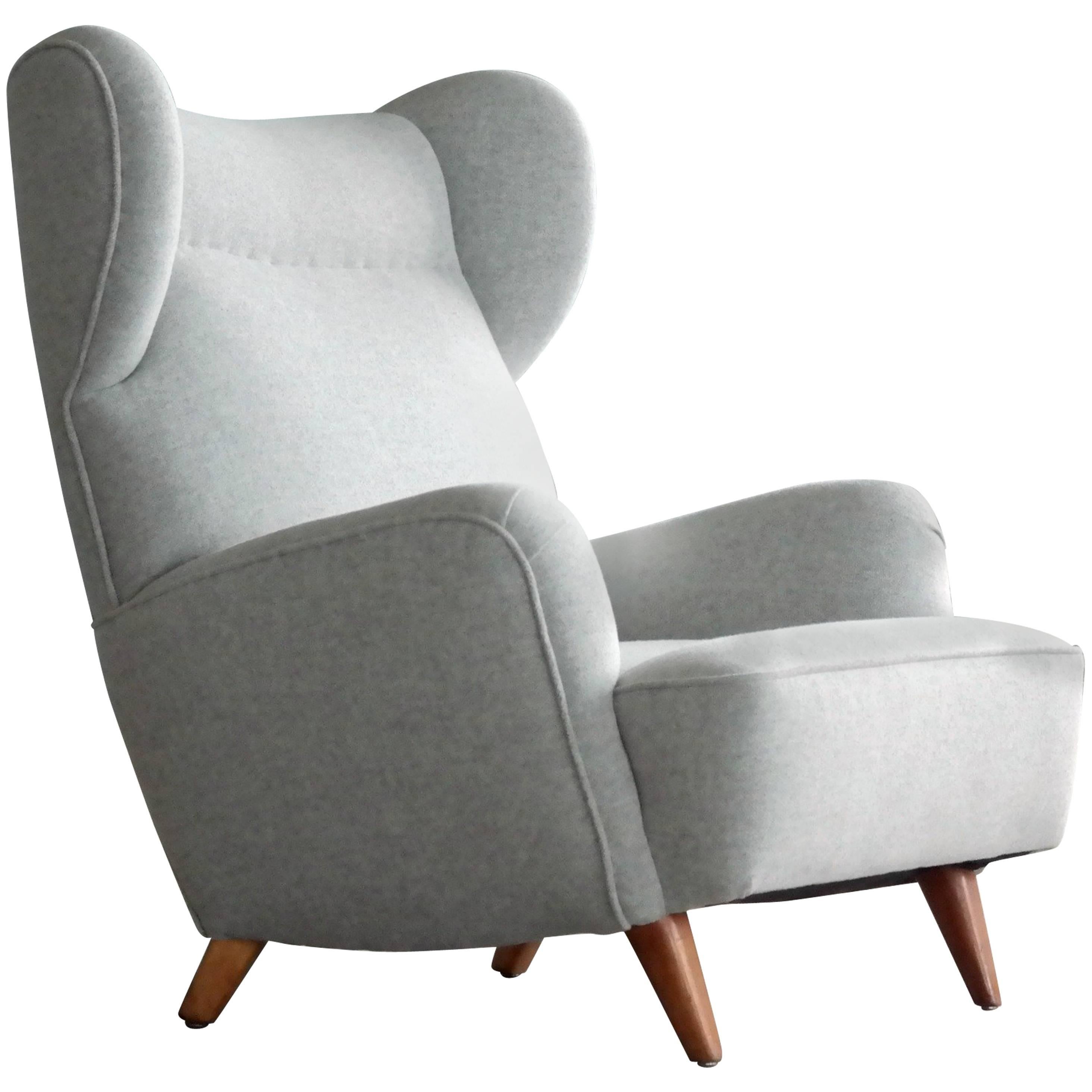 Gio Ponti Style Midcentury Lounge Chair Re-Upholstered in Kvadrat Wool
