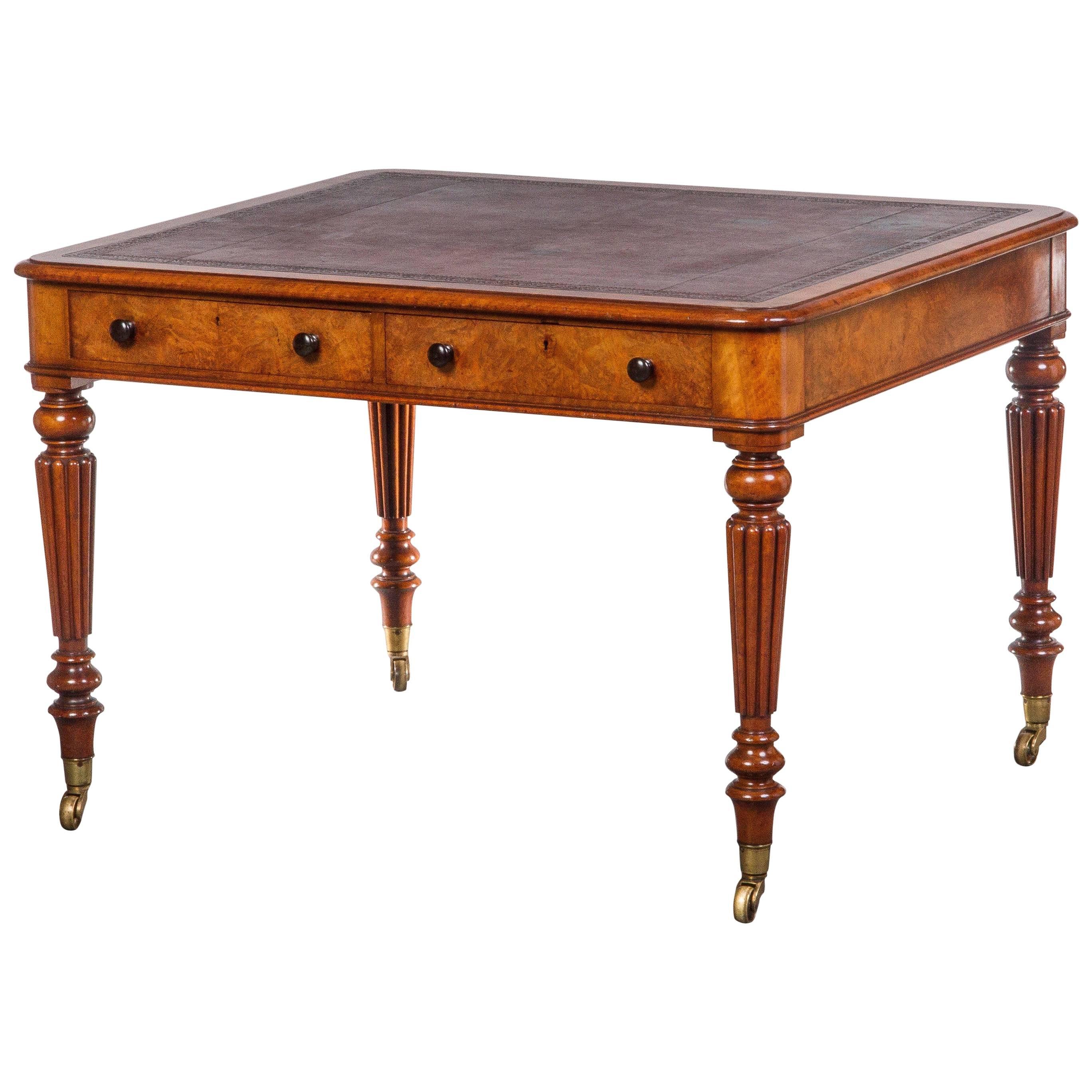 Gillows Very Good Quality William IV Walnut Writing Table For Sale