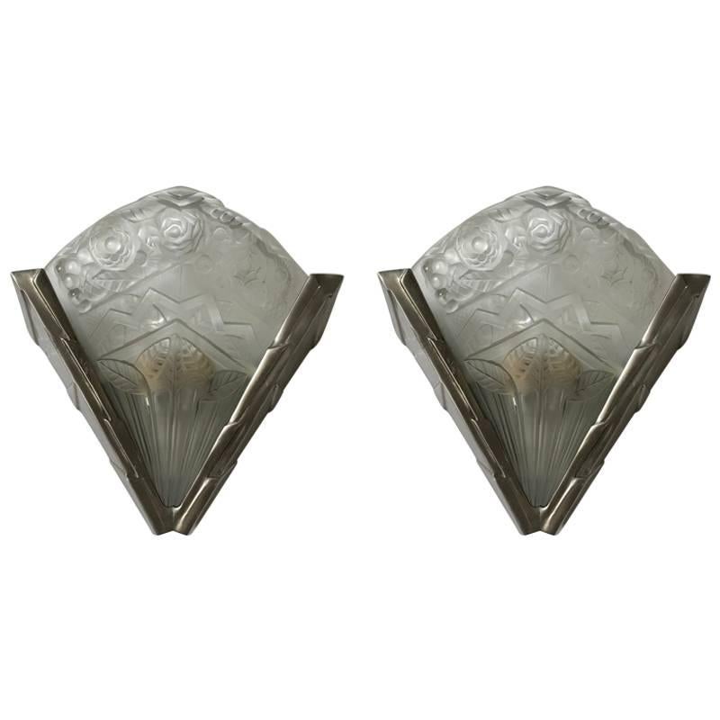 Pair of French Art Deco Wall Sconces Having Geometric Motif by Noverdy 