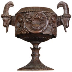 Early 20th Century Carved Wood Burgundian Ceremonial Hunting Chalice 4