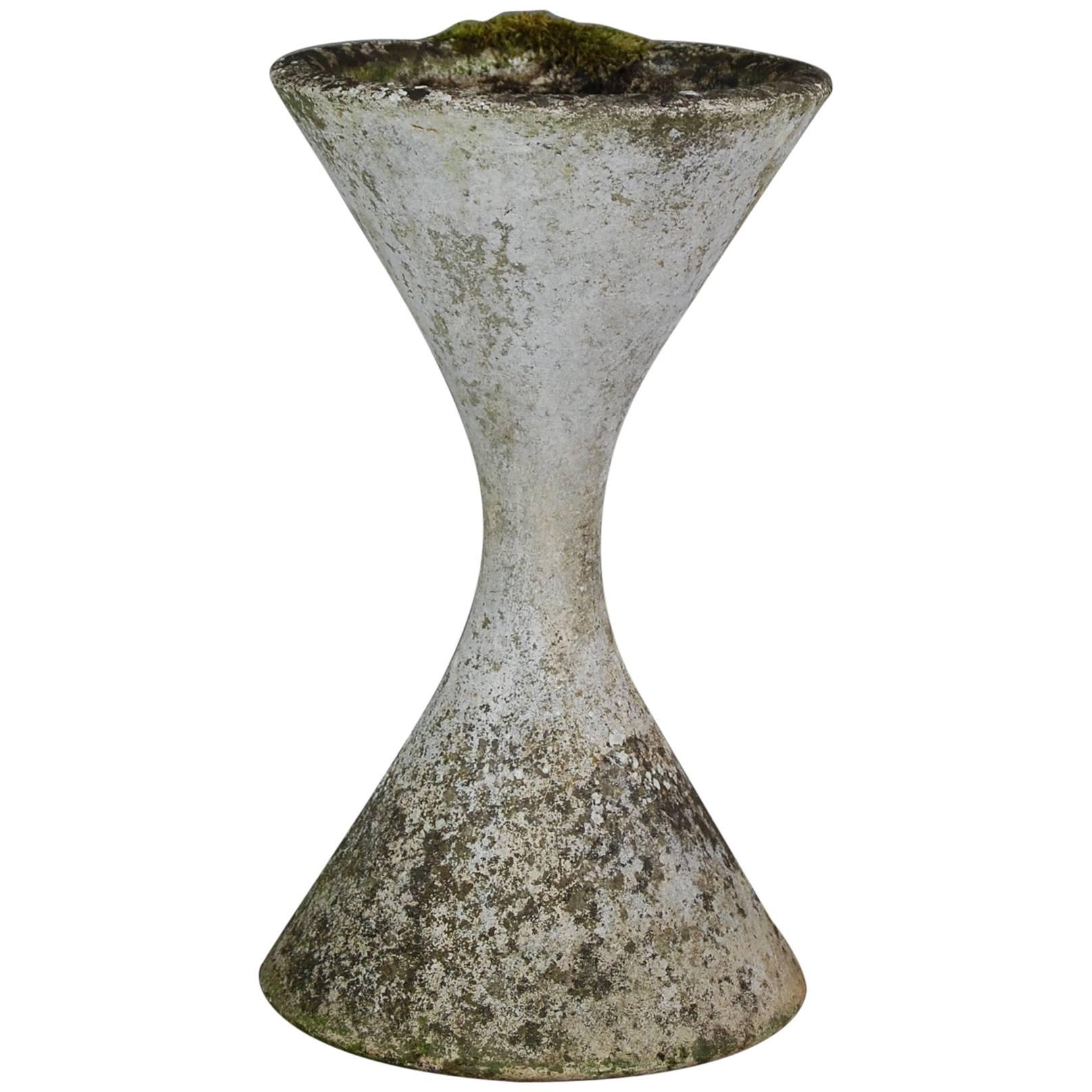 Small Willy Guhl Diabolo Planter with Exceptional Weathering